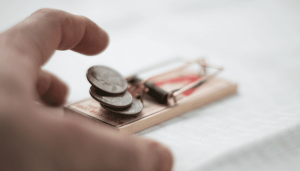 信用貸款陷阱《榮華行銷理財中心》