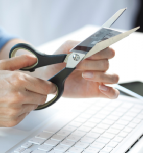 信用卡剪卡《榮華行銷理財中心》