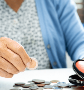 國民年金《榮華行銷理財中心》